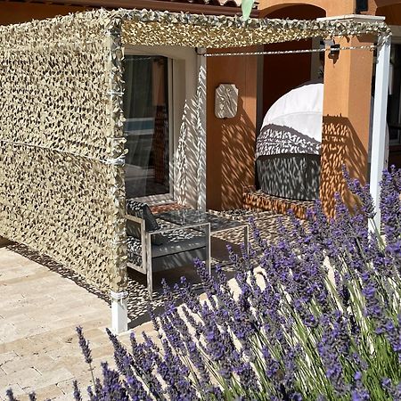 Les Lavandes Bed and Breakfast Alleins Εξωτερικό φωτογραφία