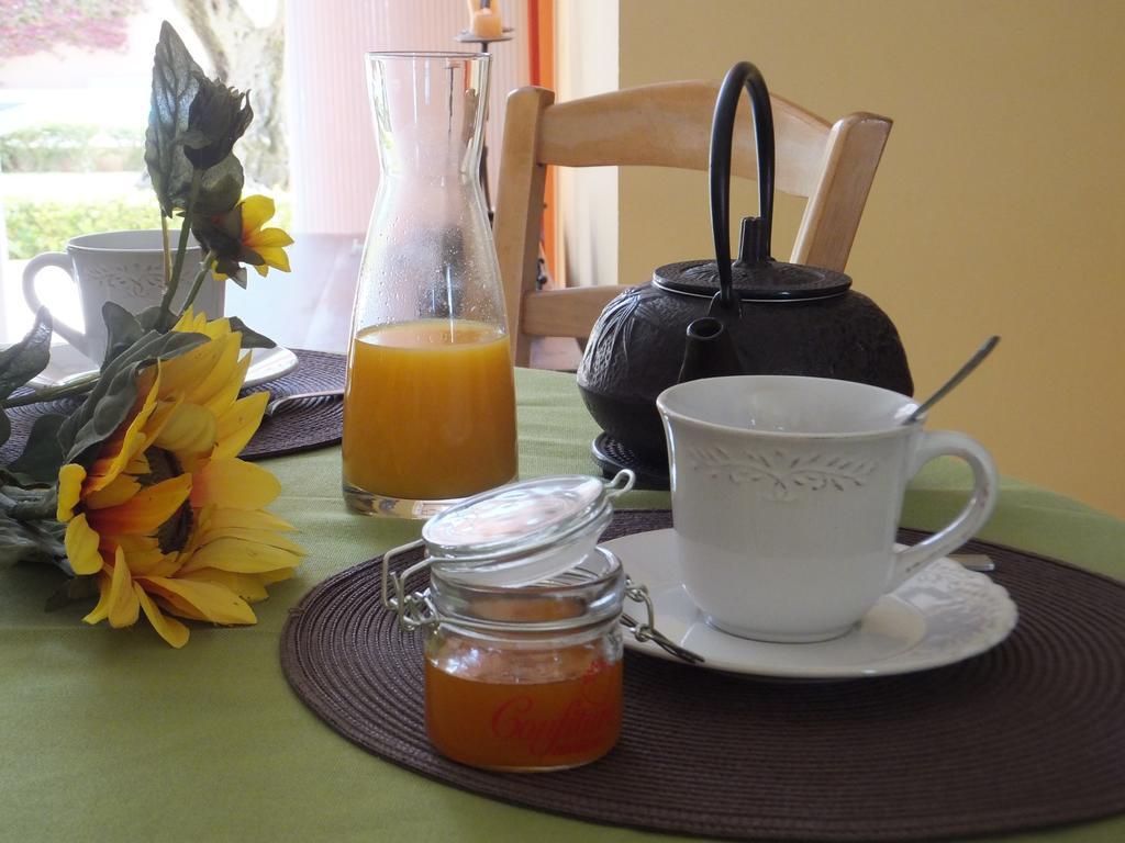 Les Lavandes Bed and Breakfast Alleins Εξωτερικό φωτογραφία